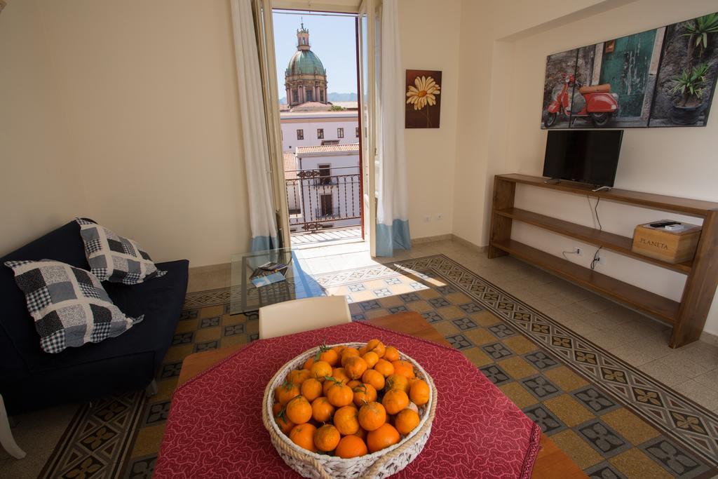 Massimissimo Apartment Палермо Екстериор снимка